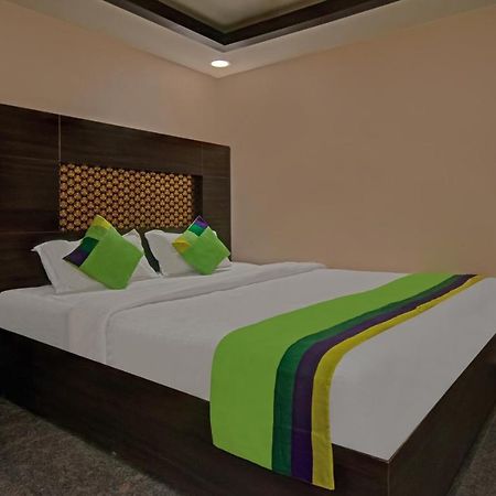 Treebo Trend Palm Tree Hotel Chennai Exterior photo