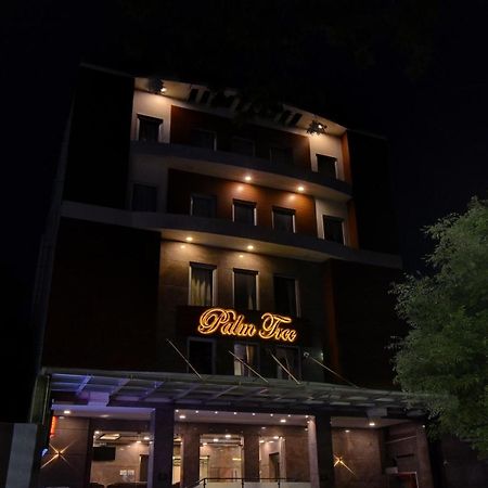Treebo Trend Palm Tree Hotel Chennai Exterior photo