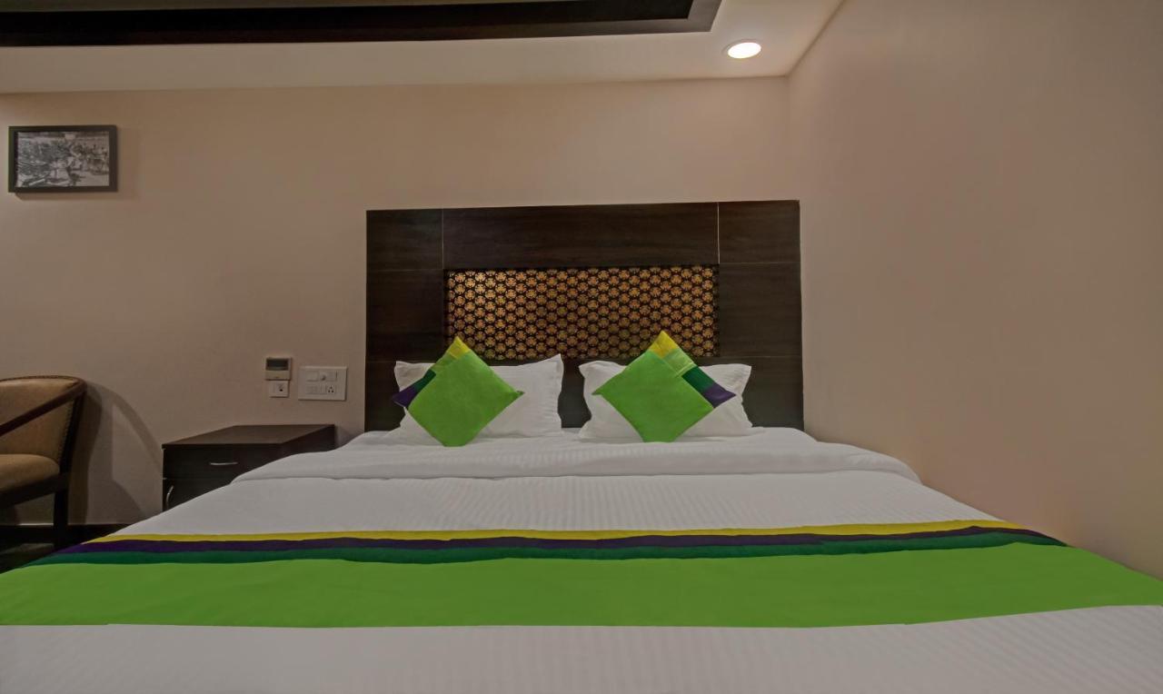 Treebo Trend Palm Tree Hotel Chennai Exterior photo